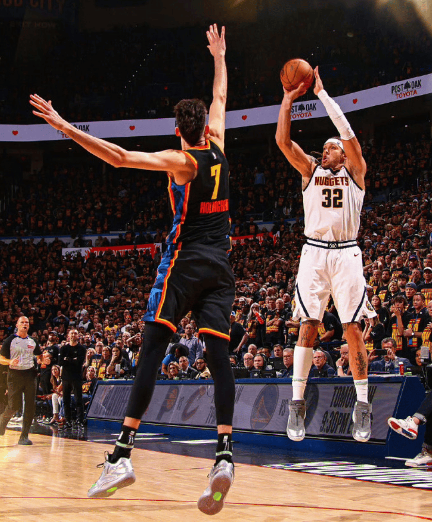 爱游戏AYX官方正版平台杜兰特新星出色发挥表现突出，掘金前途光明！