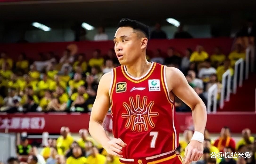 关于赛后体能课后,深圳队遗憾出局备战CBA季后赛,管理层满意,心理建设被强调的信息 关于赛后体能课后,深圳队遗憾出局备战CBA季后赛,管理层满意,心理建设被强调的信息